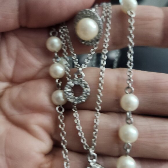 Ann Taylor Faux Pearl & Diamond Rhinestone Clusters 4 Strands Necklace Silver - Picture 8 of 10